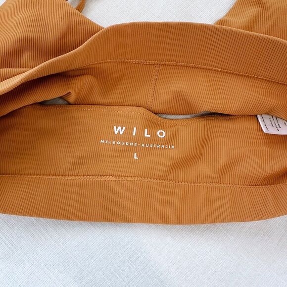 NWOT WILO Burnt Orange Sports Bra - Picture 3 of 3